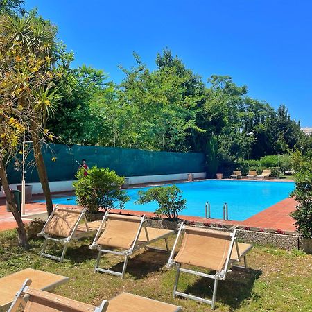 Modern Apartment 10 Min Vatican Parking&Pool โรม ภายนอก รูปภาพ