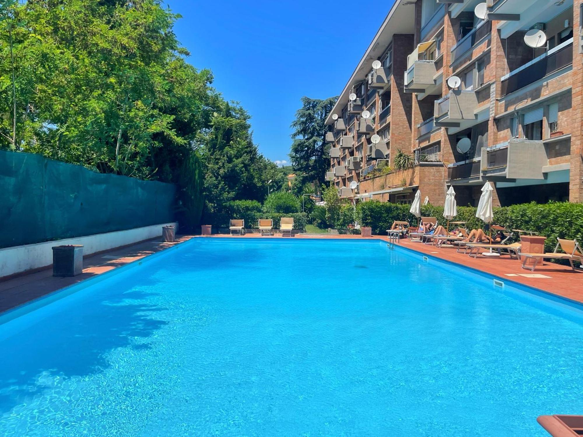 Modern Apartment 10 Min Vatican Parking&Pool โรม ภายนอก รูปภาพ